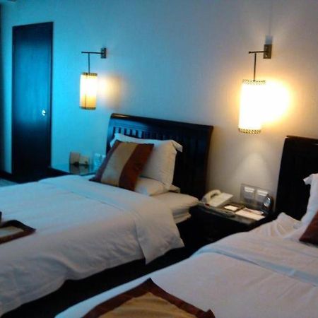 New Era Hotel Kunming Eksteriør bilde