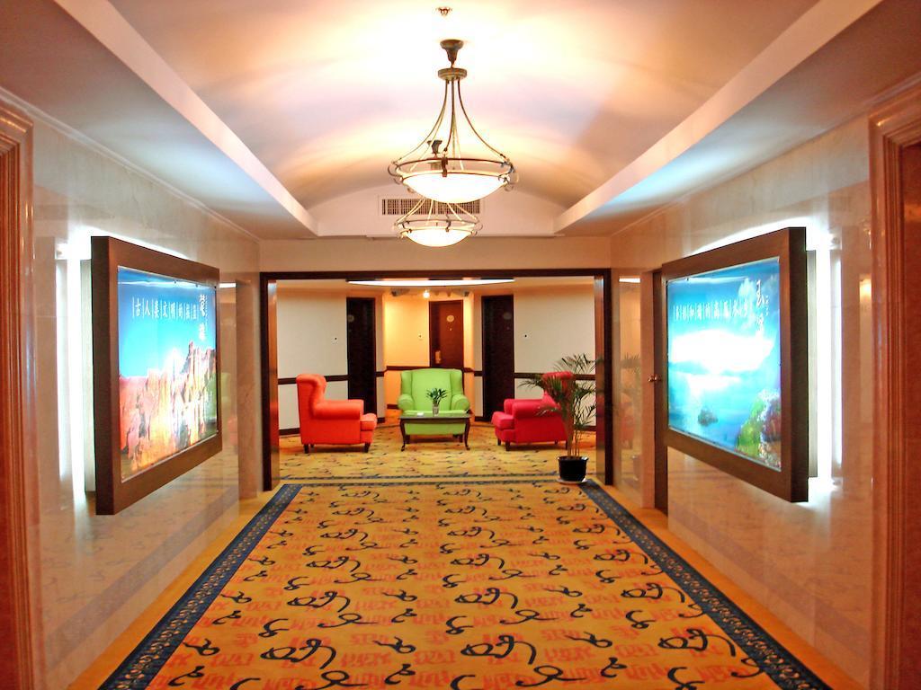 New Era Hotel Kunming Eksteriør bilde