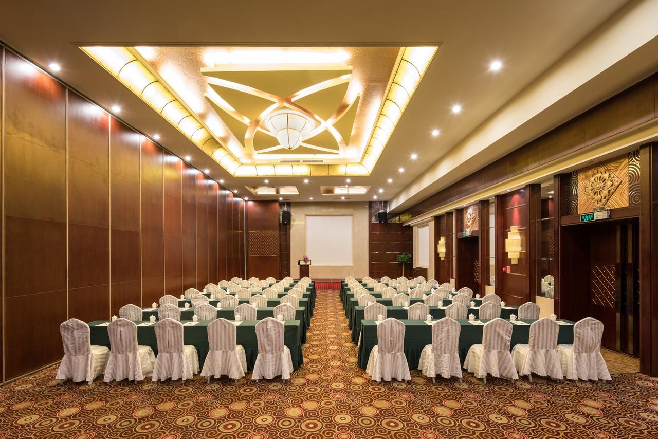 New Era Hotel Kunming Eksteriør bilde
